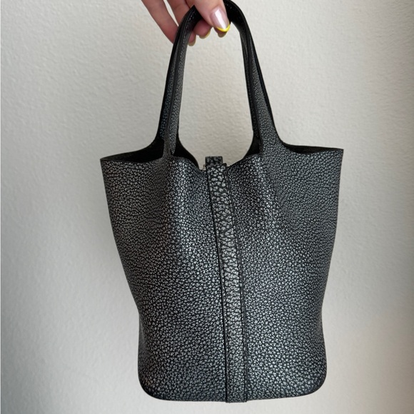 RARE🖤Hermes🖤Black Dalmatian Buffalo Leather Picotin 18 PM Bag - Picture 2 of 15